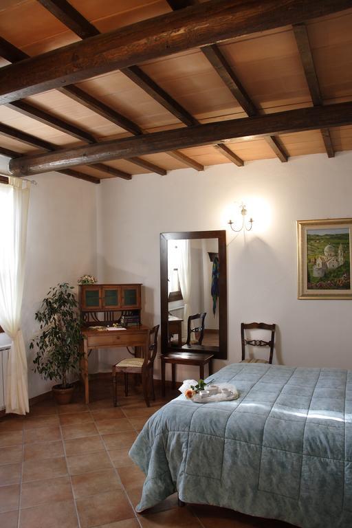 Agriturismo Il Casalone Montepulciano Stazione Kültér fotó
