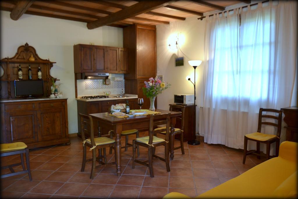 Agriturismo Il Casalone Montepulciano Stazione Kültér fotó