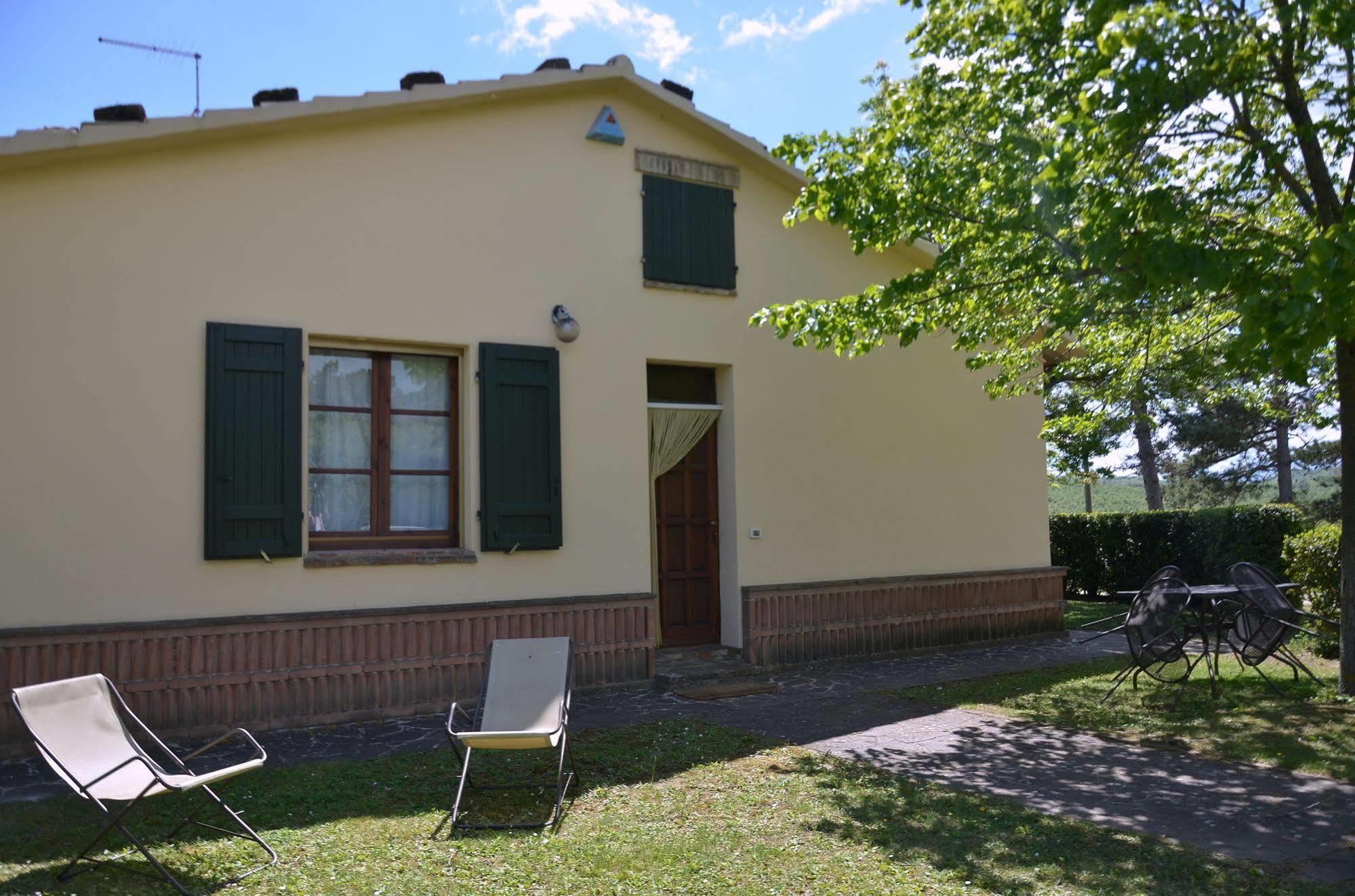 Agriturismo Il Casalone Montepulciano Stazione Kültér fotó