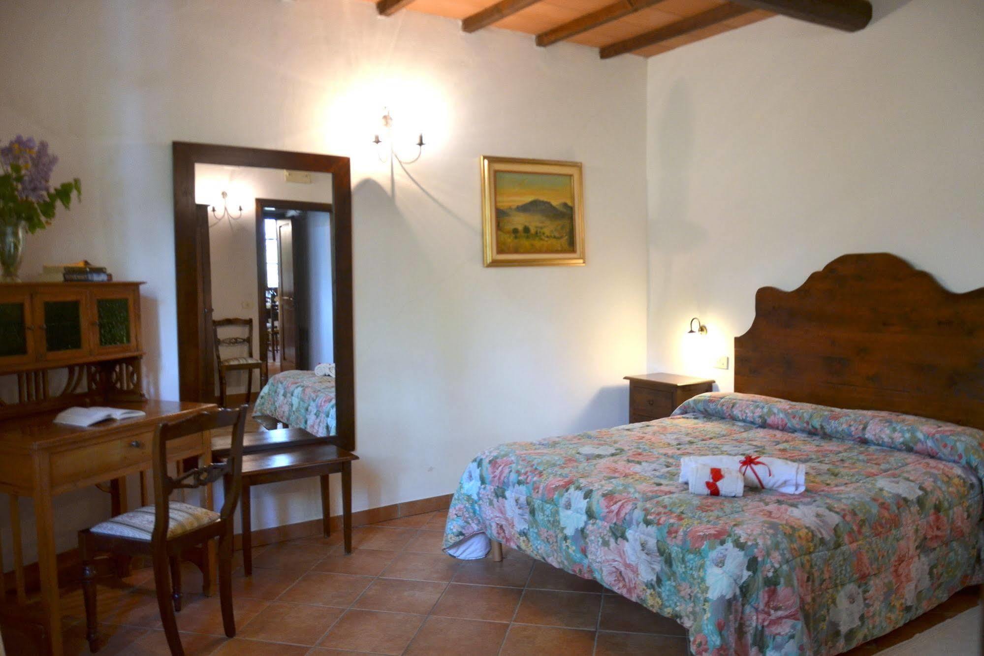 Agriturismo Il Casalone Montepulciano Stazione Kültér fotó